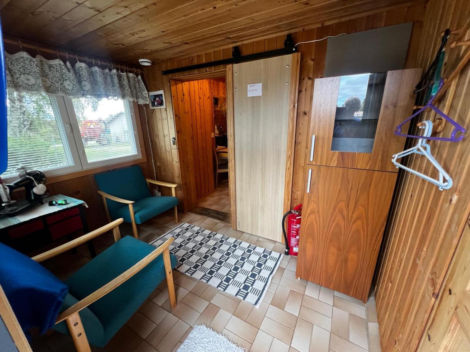 Adorable 1-Bedroom Cottage/Guesthouse In Kittilae Exteriér fotografie